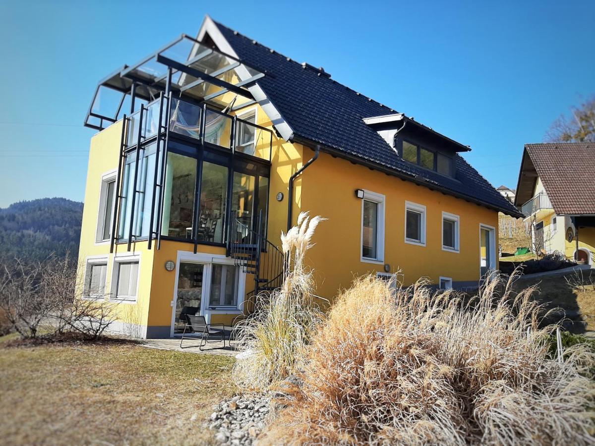 Auszeit Am Weinhof Apartment Loschental Bagian luar foto